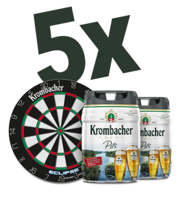 Eine Werbeaktion mit "5x" über einer Dartscheibe und zwei Krombacher Pils Fässern.